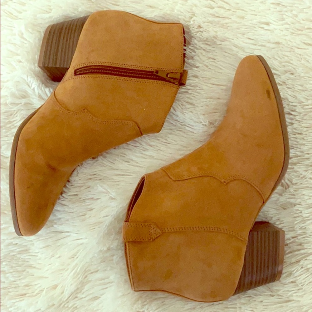Old Navy Booties - Tan
